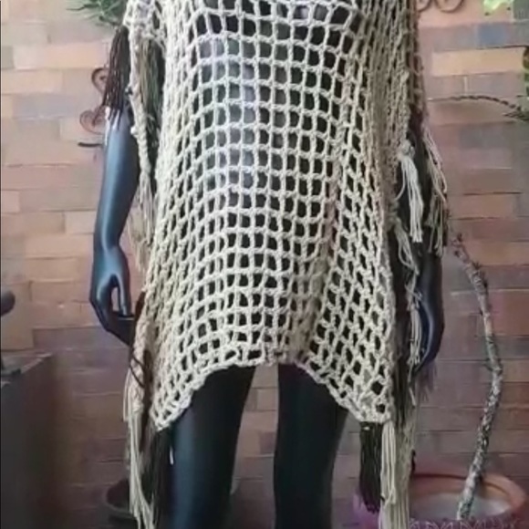 Cover up - Picture 4 of 5